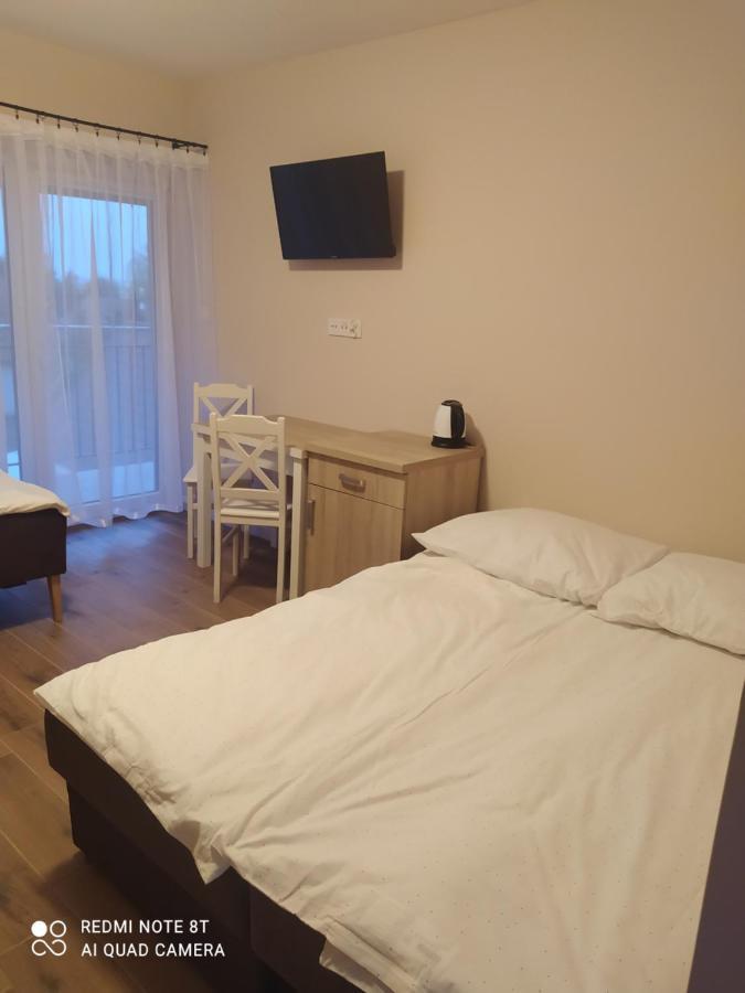 Piaskowy Dwor Hotel Криница Морска Екстериор снимка
