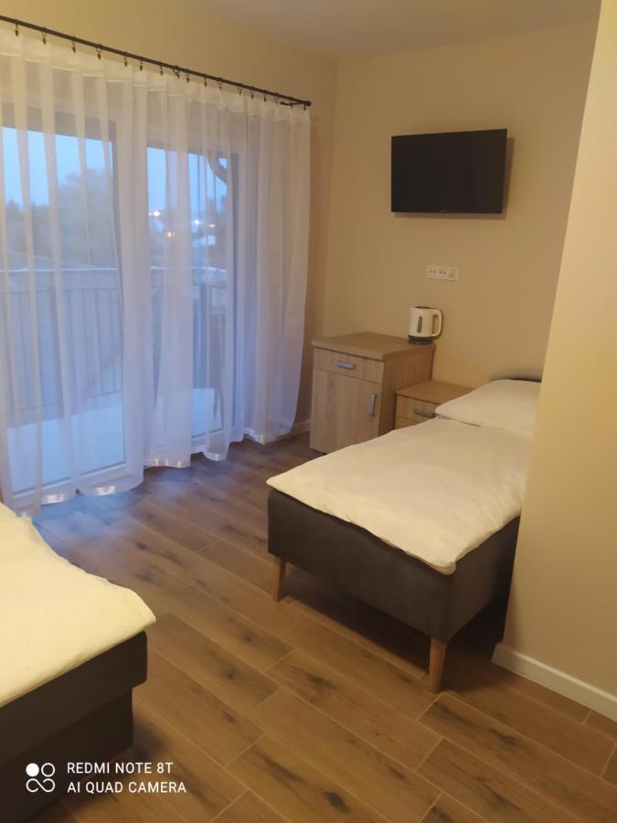 Piaskowy Dwor Hotel Криница Морска Екстериор снимка